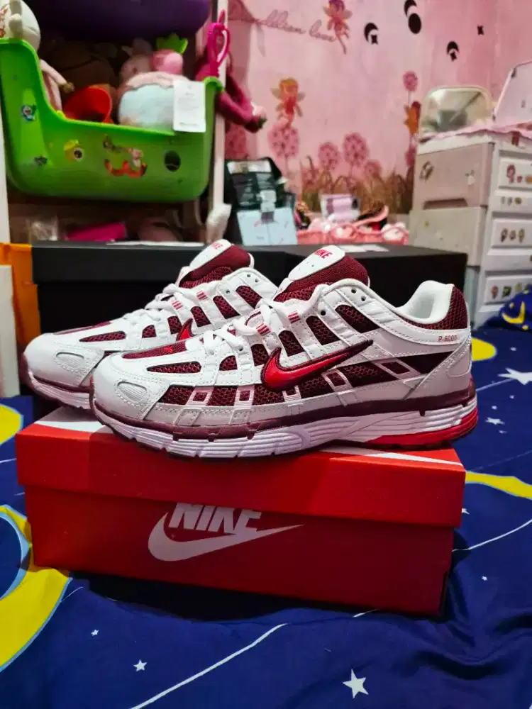 Nike p6000 white red