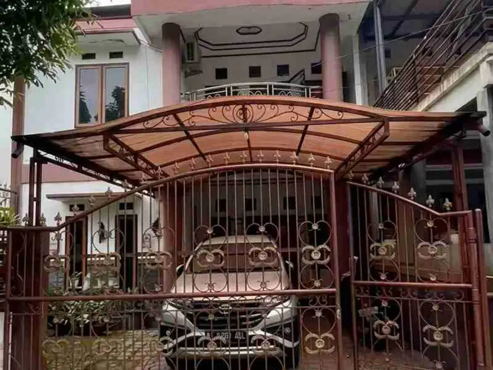 Rumah 2 lantai di Komplek one gate dkt Setra Dago Sweet Antapani Bandung