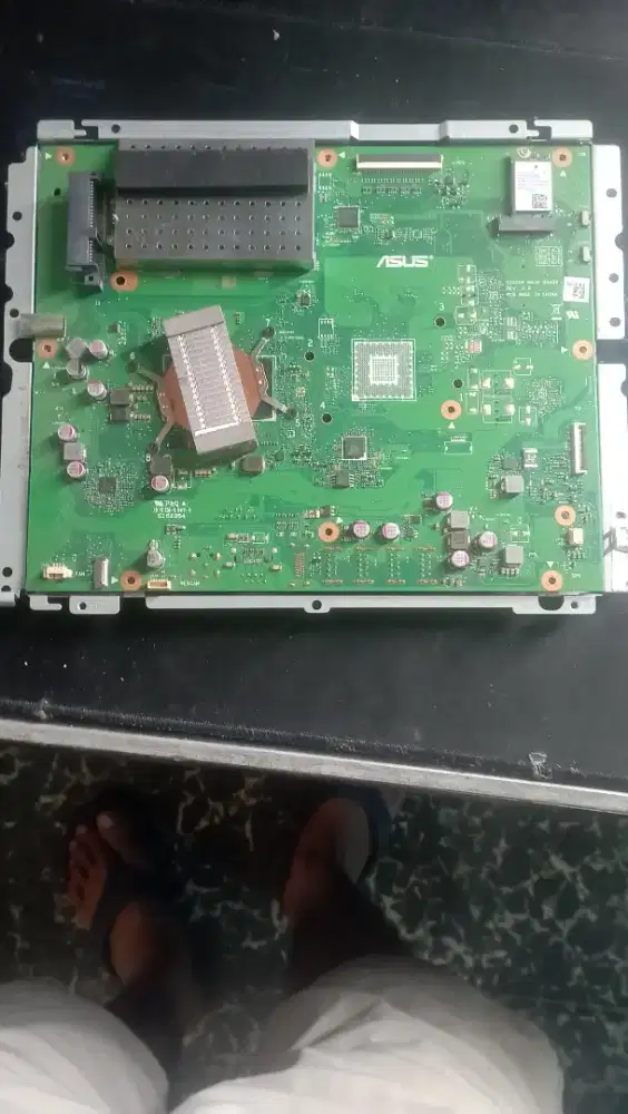 Motherboard + processor corei i3 ASUS all in pc v222fak