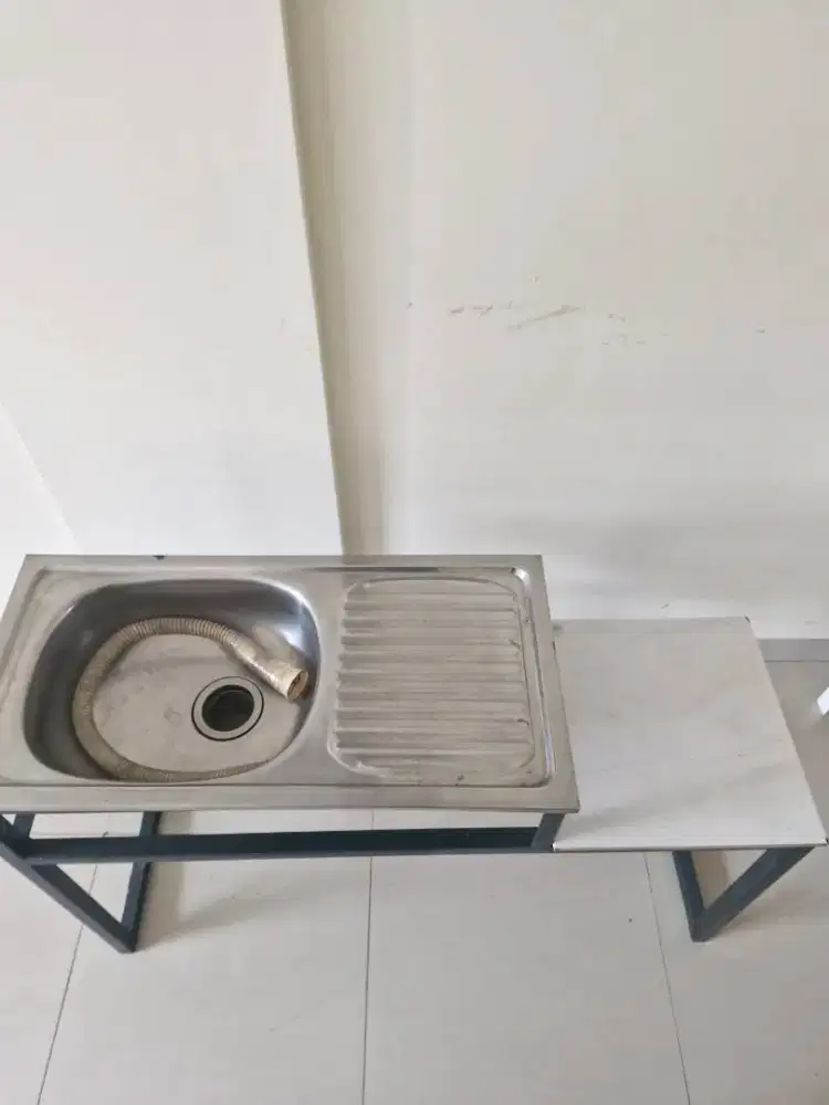 Di jual murah sink cuci piring kaki besi kokoh