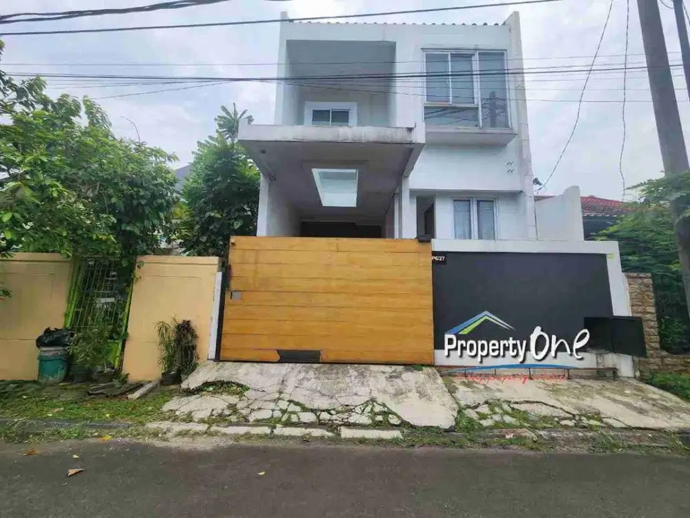 Jual Rumah Di Kencana Loka BSD Serpong