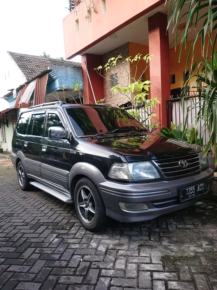 Toyota Kijang Kapsul Krista 2.0 EFI th 2003 Bagus