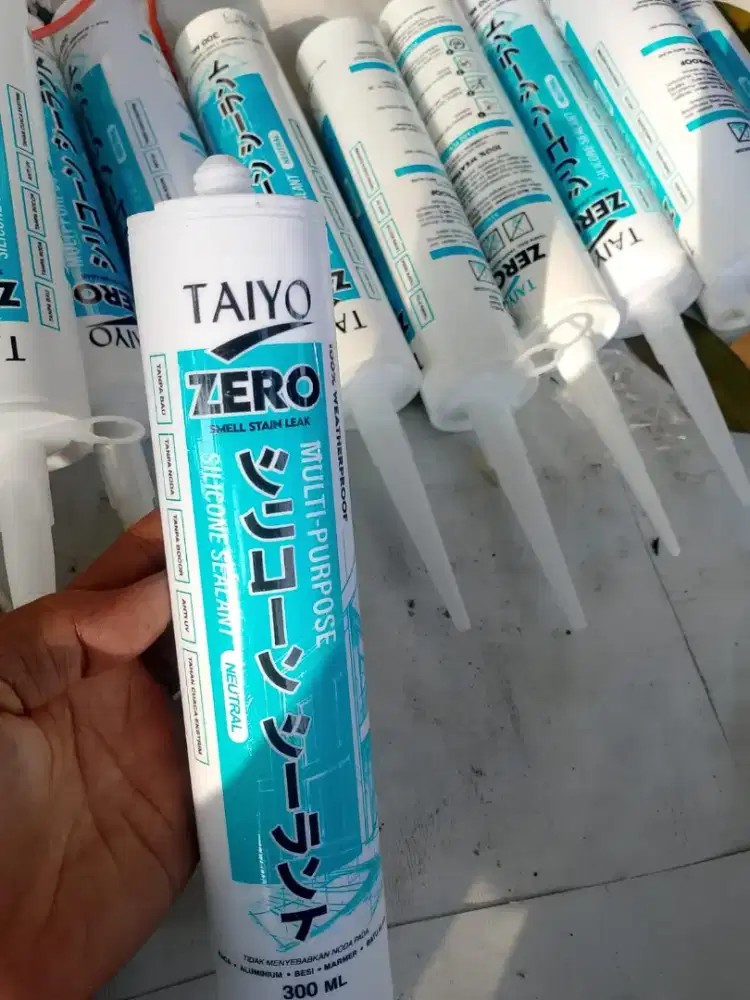Lem silikon botol Taiyo zero