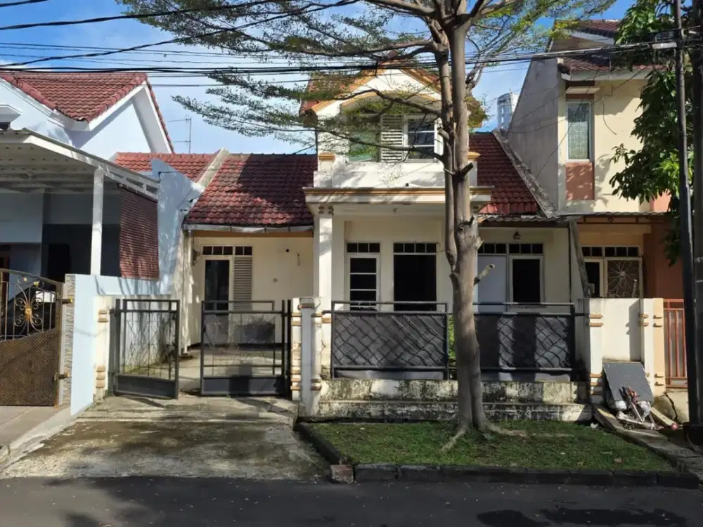 Rumah Lama Siap Huni di Kawasan Sektor 7 Gading Serpong