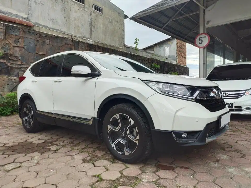 DP MURAH Honda CR-V 1.5 Turbo Bensin-AT 2018 Putih CTJQB
