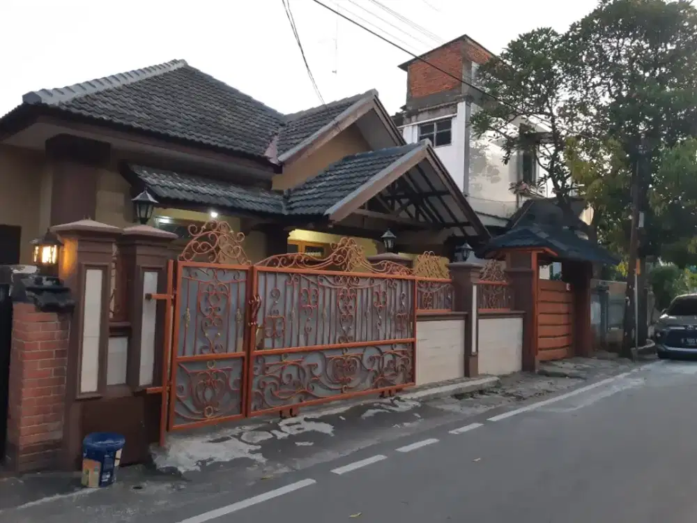 Dijual Rumah Lokasi Strategis Daerah Menteng Jakarta Pusat