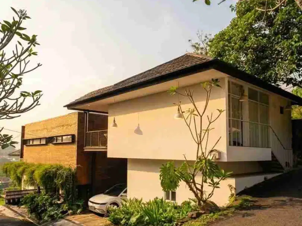 Dijual Rumah Vila Di Cikutra Cigadung Kawasan Bandung utara