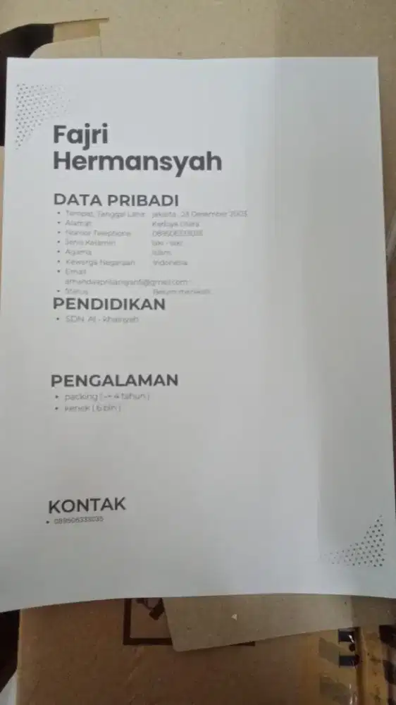 mencari pekerjaan