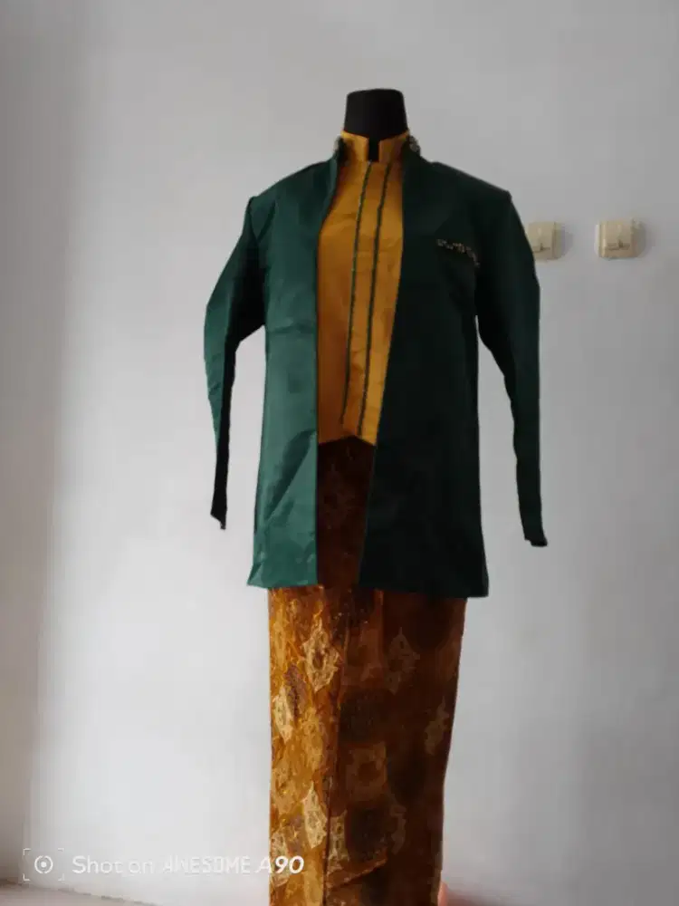 Gaun baju tradisional