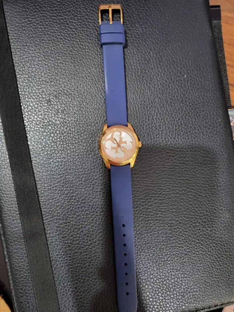 GUESS watch (Blue)