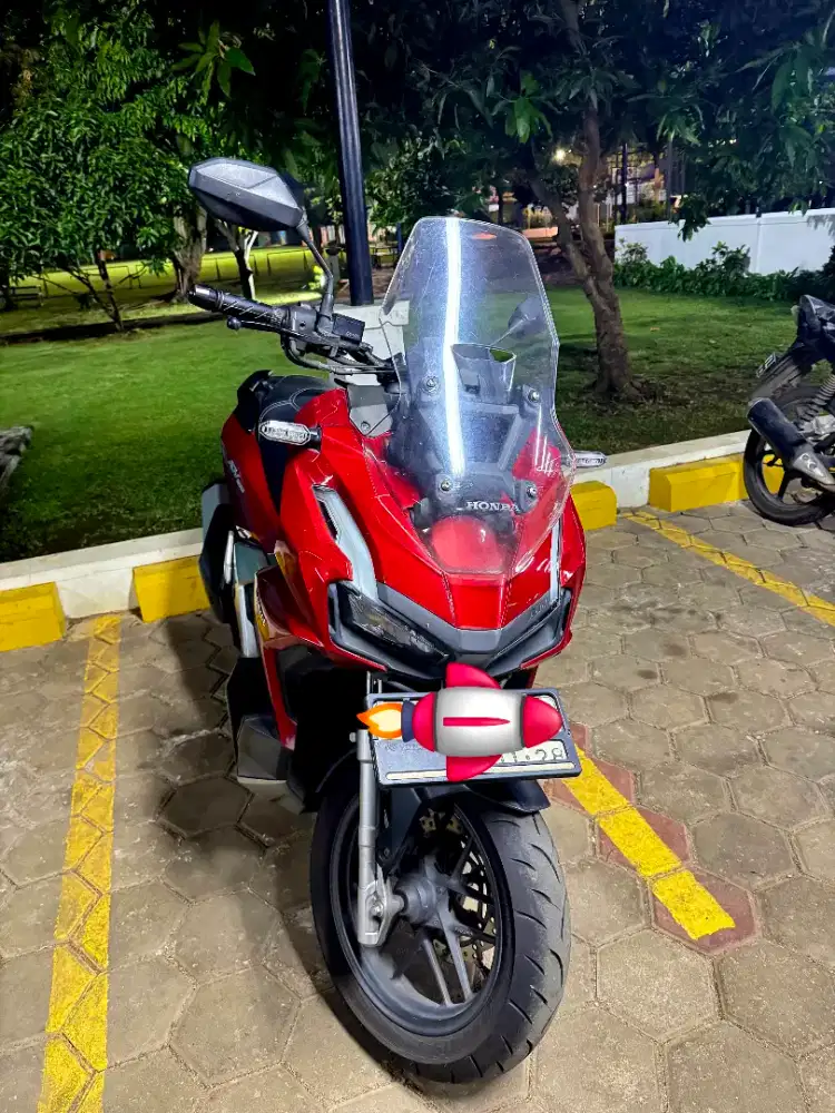 Honda ADV 160 tahun 2023