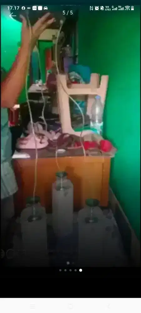DIJUAL CEPAT BU LAMPU GANTUNG RUANGAN KONDISI BAGUS DARI BARU 1JT NEGO