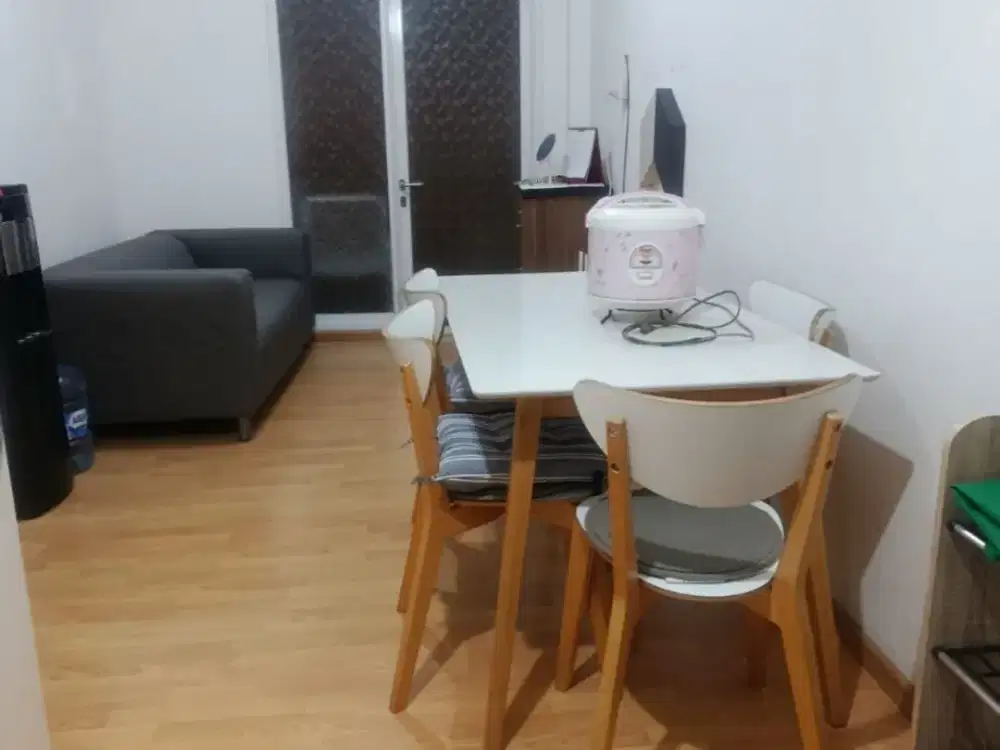 Furnished !!! Apartemen Sewa Murah Luas 53 di Jakarta Timur