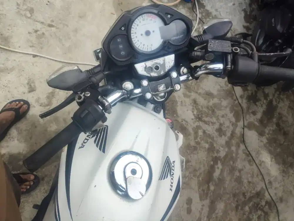 Jual honda CB150r tahun 2016