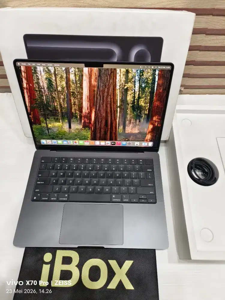 Macbook Pro M4 16/512gb 14inch fullset original Bh 96% Muluss 99%