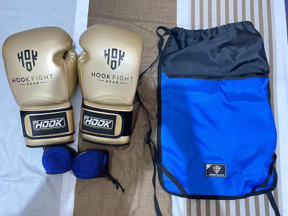 glove hook fighter