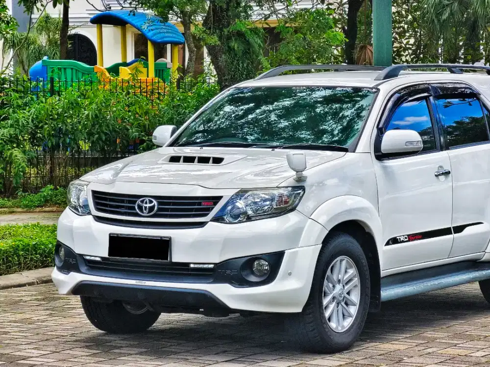 Toyota Fortuner 2.5 VNT Diesel AT 2014 (Nopol B Bekasi)