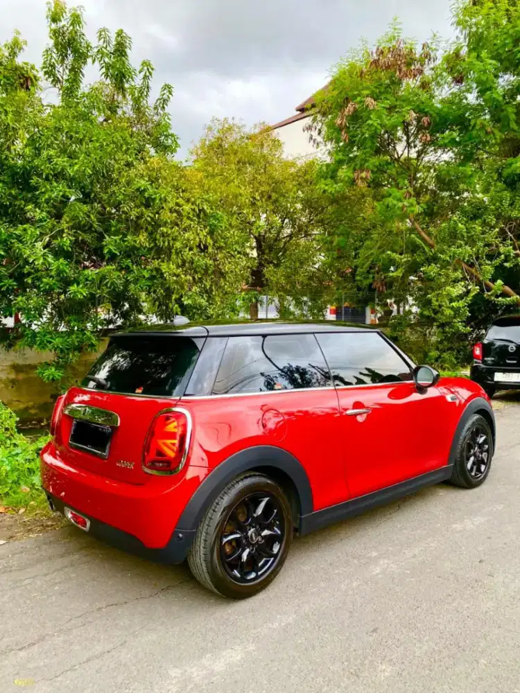 Mini Cooper F56 3 Doors 2016.