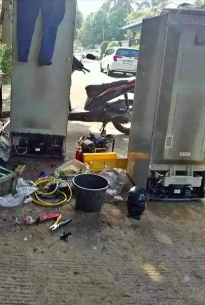 Servuce kulkas DLL PAnggiLan bergaransi