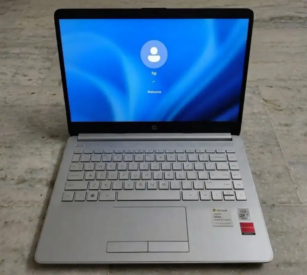 HP 14s-CF2502TX Core i7 Mulus Like New