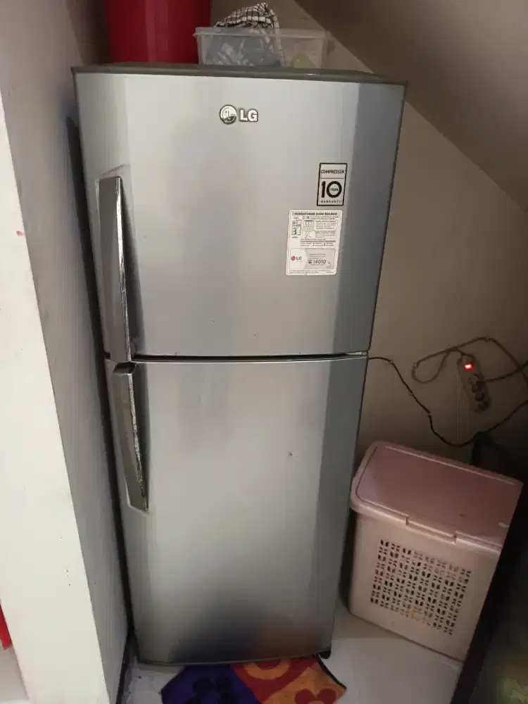 Kulkas LG 2 pintu