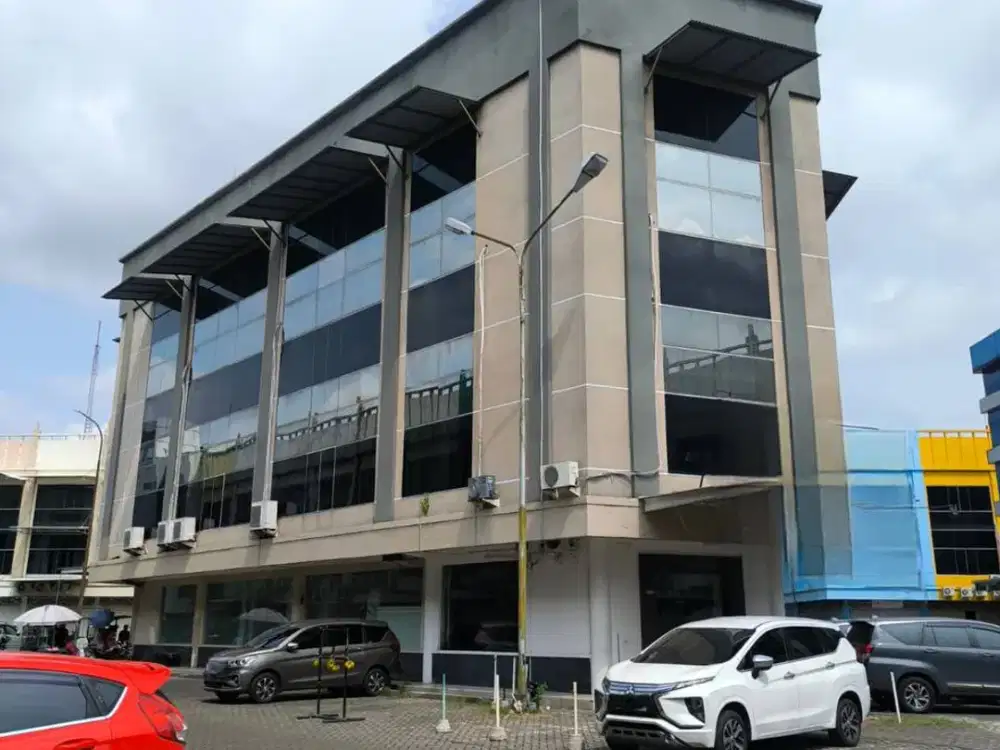 Gedung 4 Lantai Komplek Ruko Satelite Town Square•Ada Lift