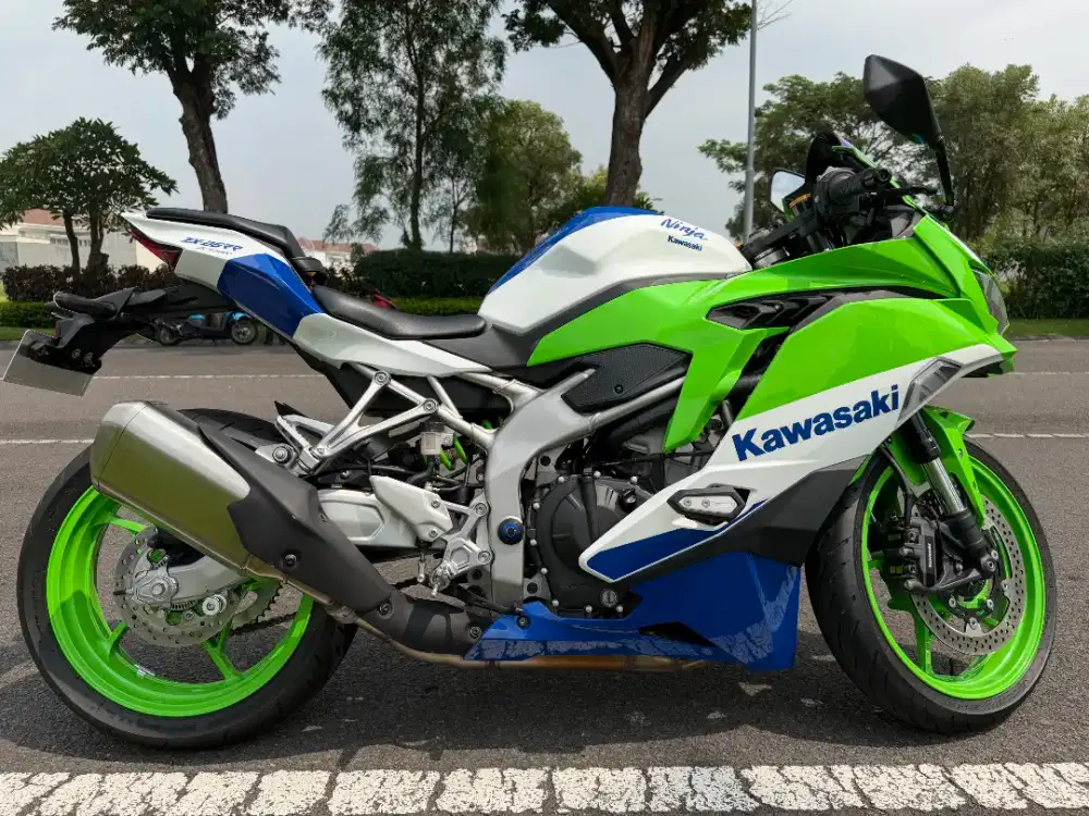 Kawasaki Ninja ZX 25RR 40th Anniversary ABS Limited Edition 25 units