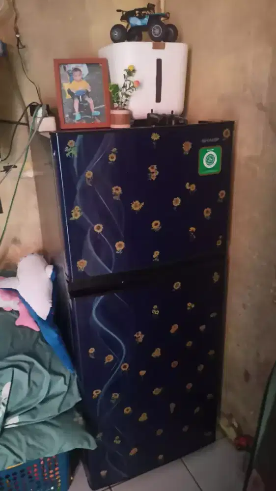 Kulkas sharp 2pintu