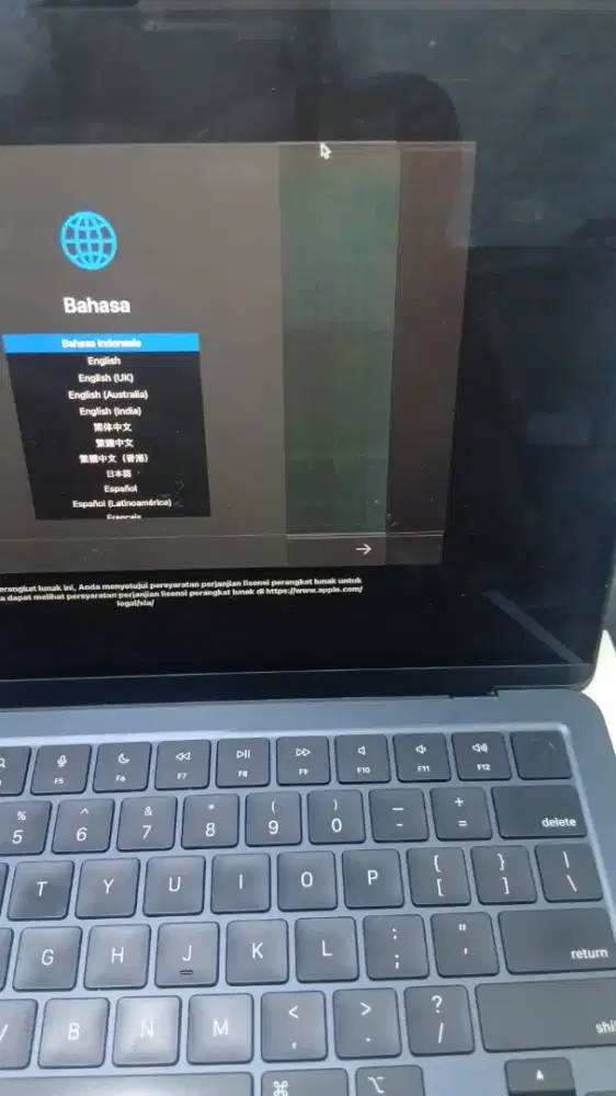 Jual macbook air M2 fullset minus lcd