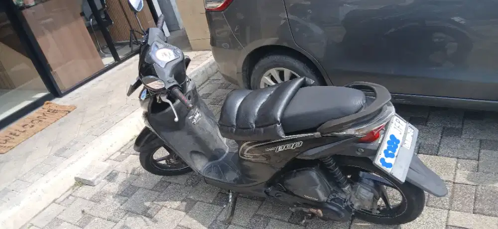 Honda beat pop 2015