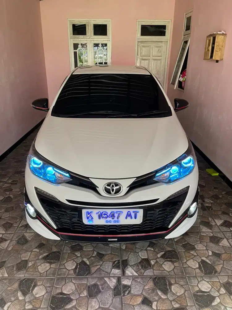 Toyota Yaris 2018 trds cvt 7airbag