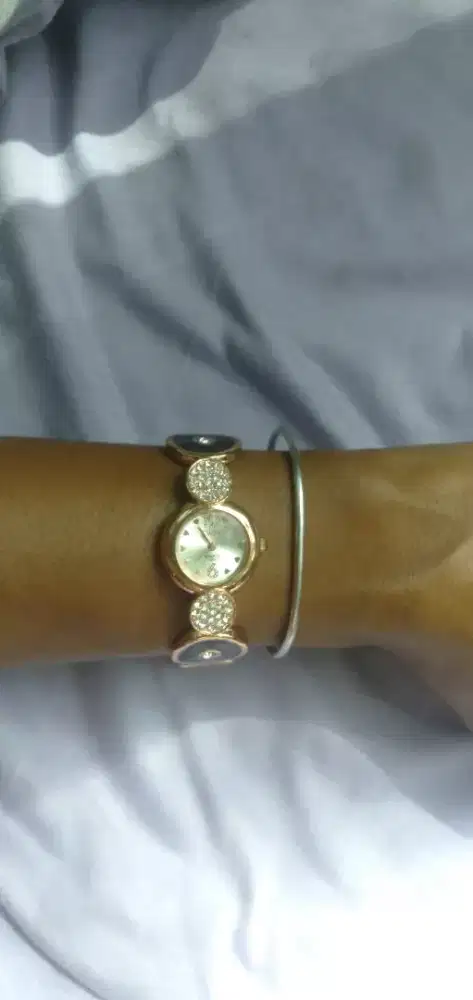 Di jual asli dan original chek dan tes se puasnya