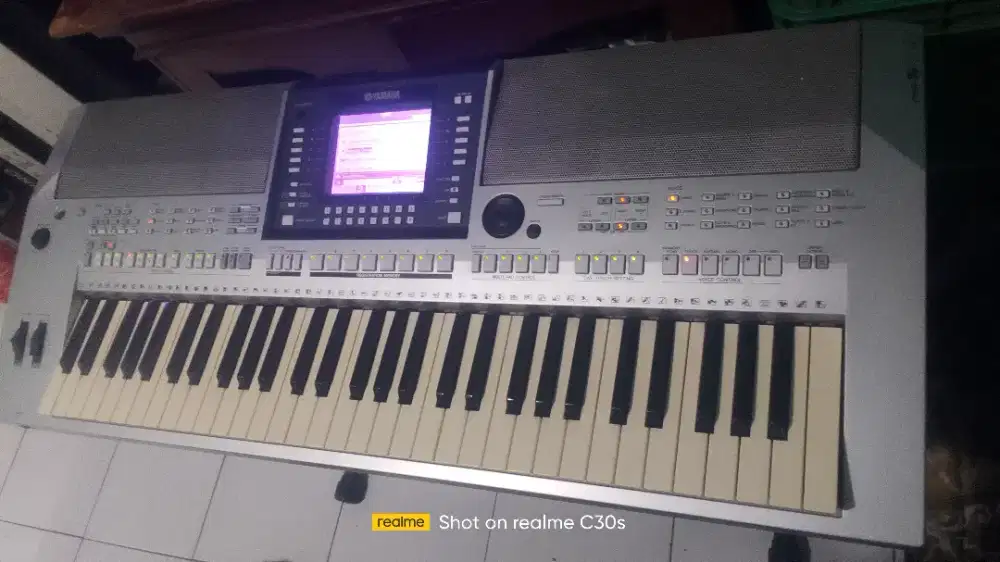 Keyboard yamaha PSR S710