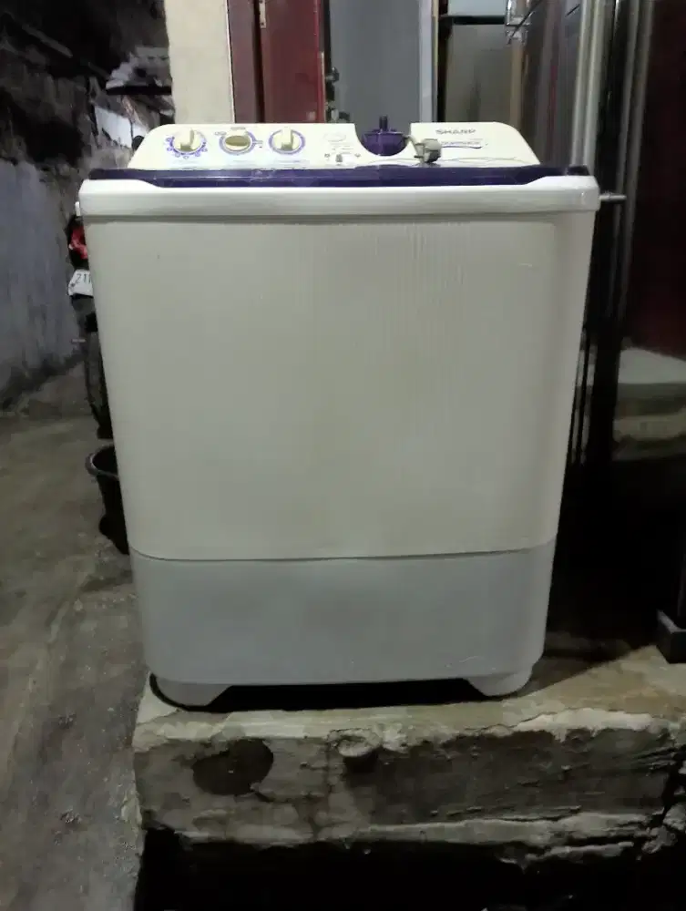 Di jual mesin cuci Sharp 9,5 kg