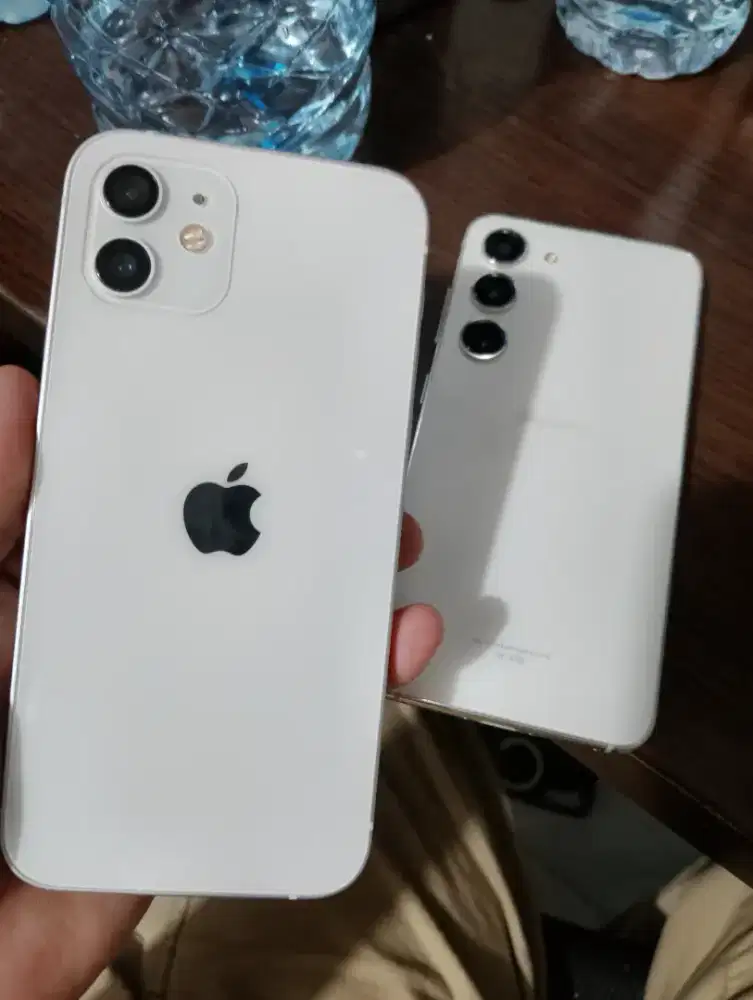 iphone 12 64gb lcd ori semua full ori kecuali baterai baru ganti deji
