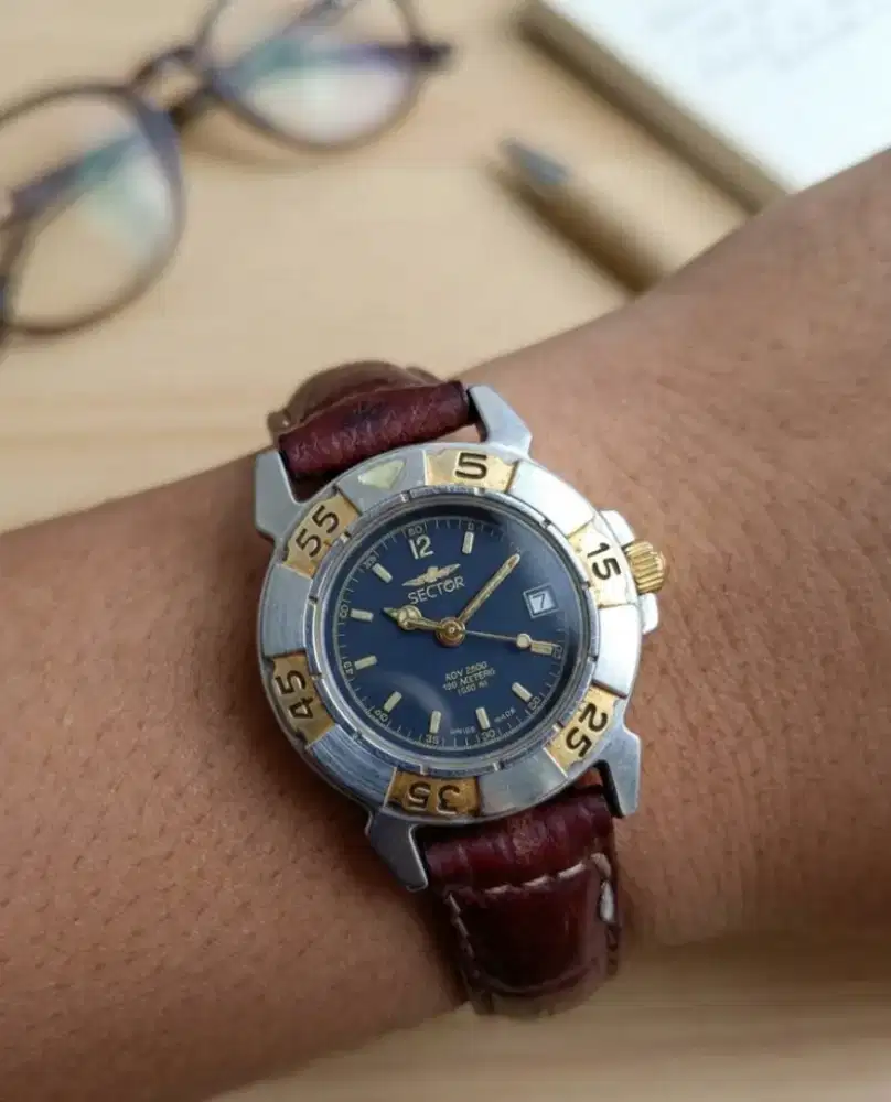 Jam tangan wanita Sector Swiss Made