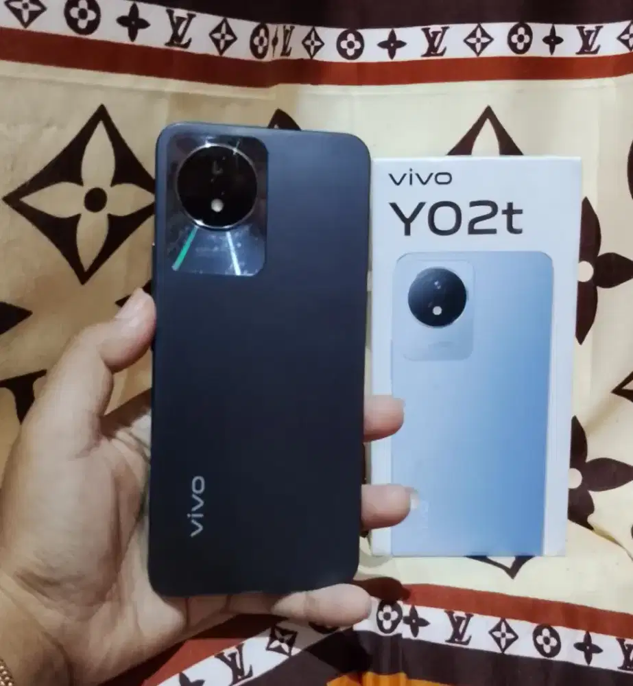Vivo y02t ram 4+4/64 fullset.