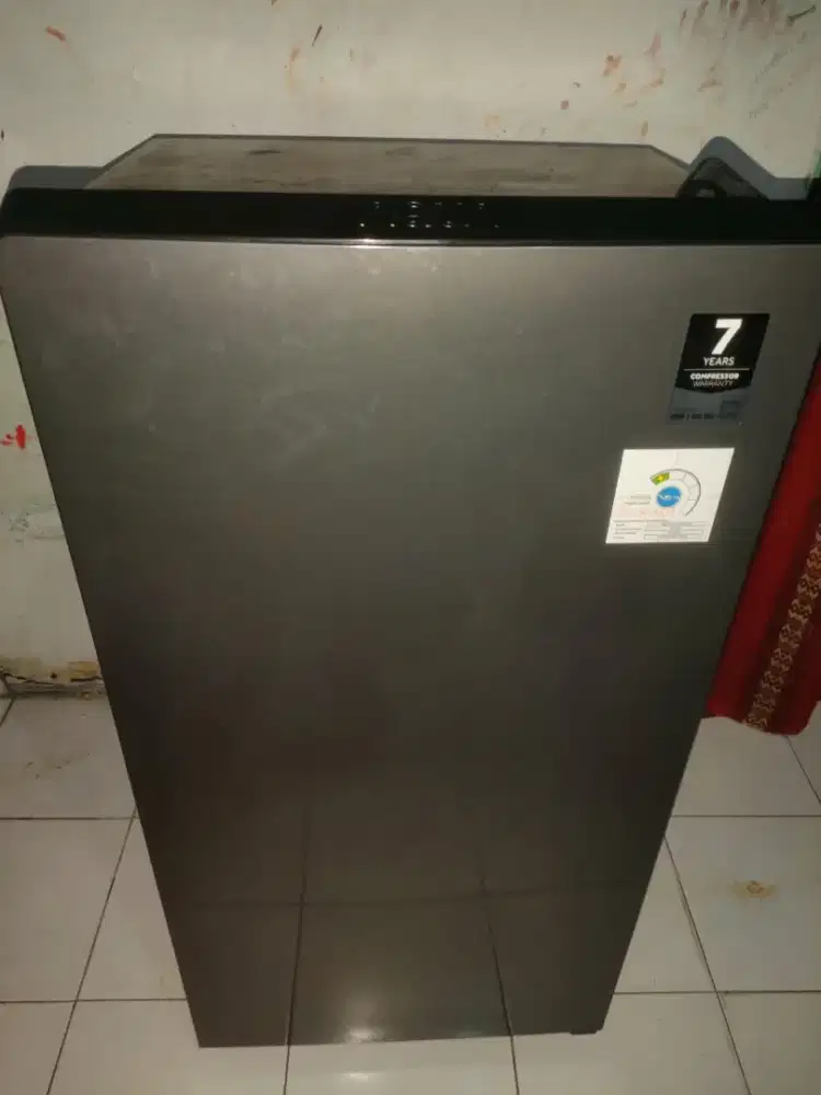 Di jual Kulkas Merk Aqua 1 Pintu