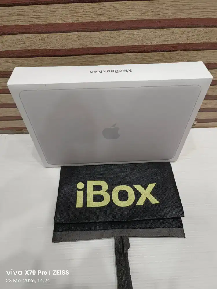 Macbook Neo 8/512gb New Segel BNIB Fresh Garansi resmi iBox