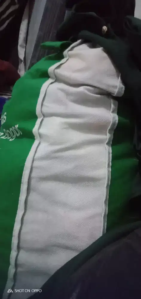 Baju wanita dewasa dan baju anak remaja wanita