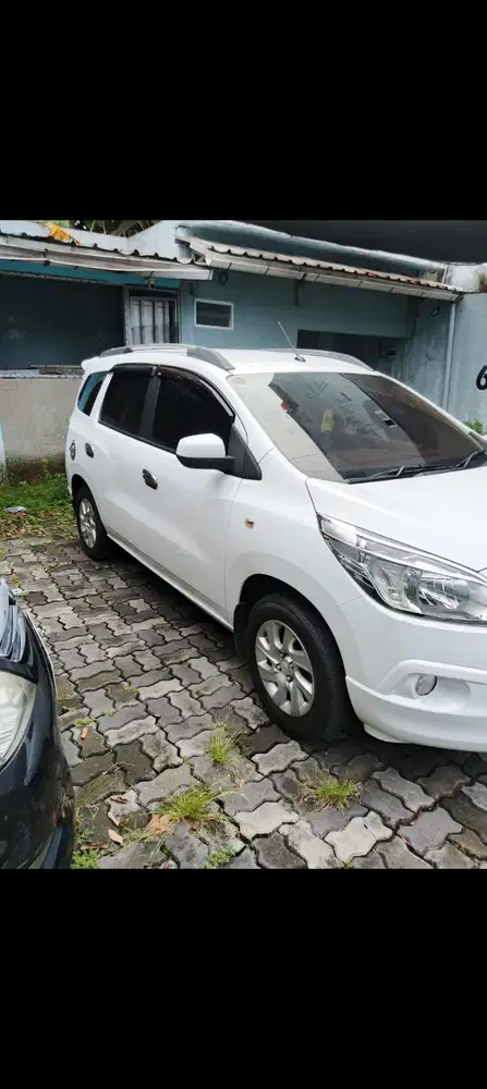 Chevrolet Spin 2013 Bensin