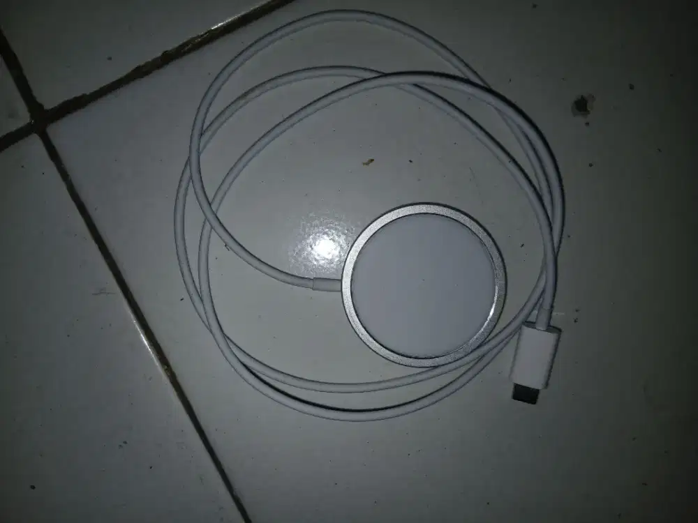 Apple Magsafe Charger Original. Bisa nego !!