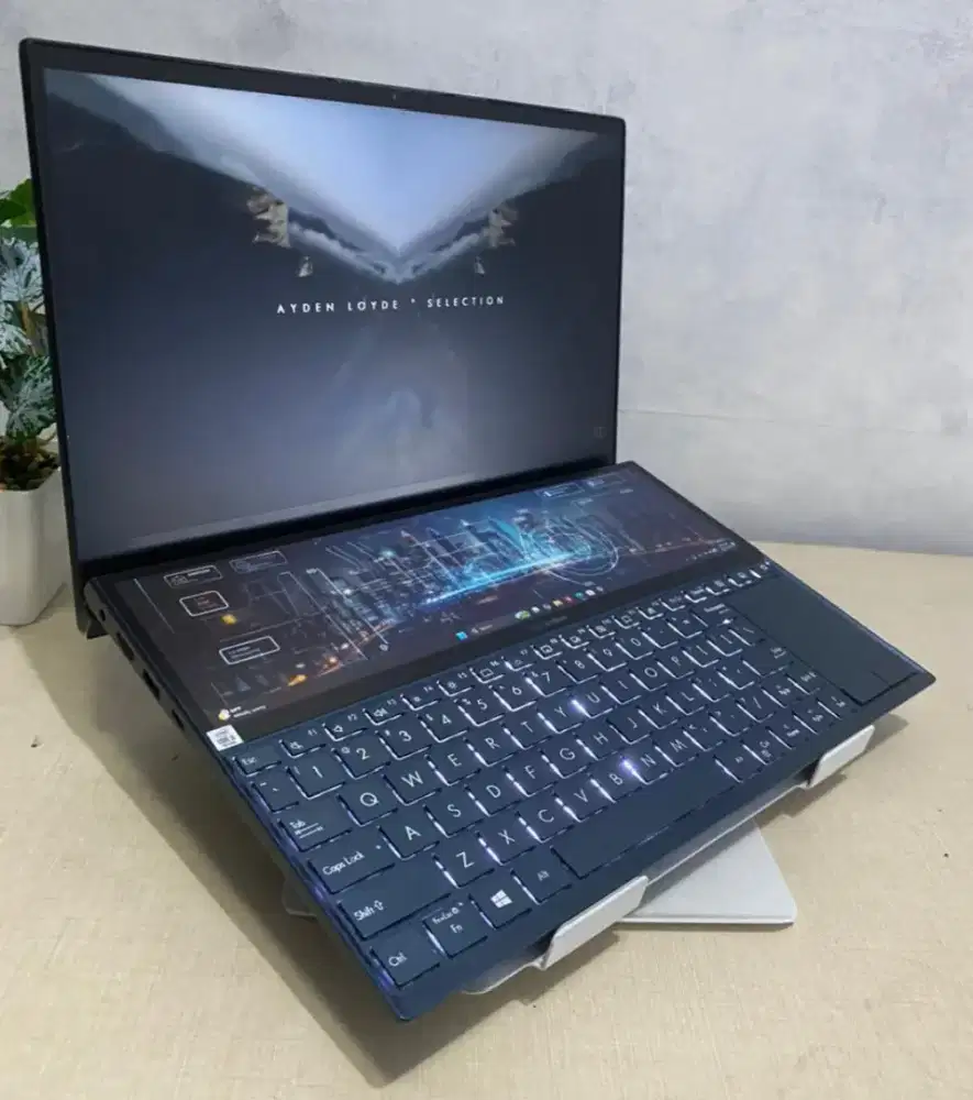 ASUS Zenbook Duo Core i5 Gen 10 Ram 8Gb SSD 512Gb Nvidia Mx250