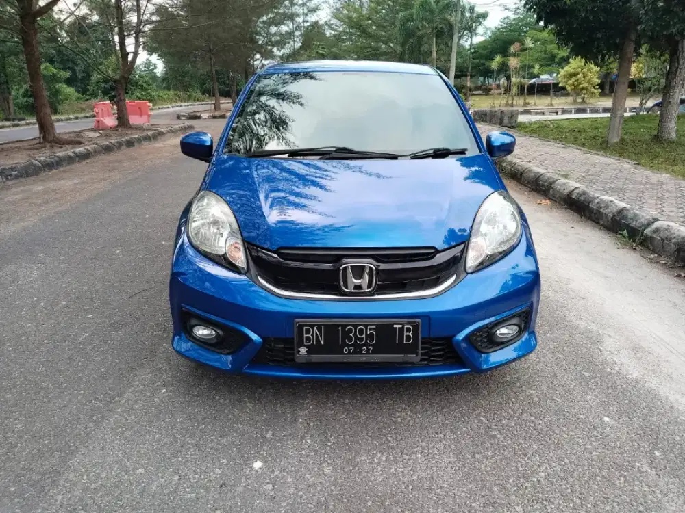 Brio E automatic 2017 biru