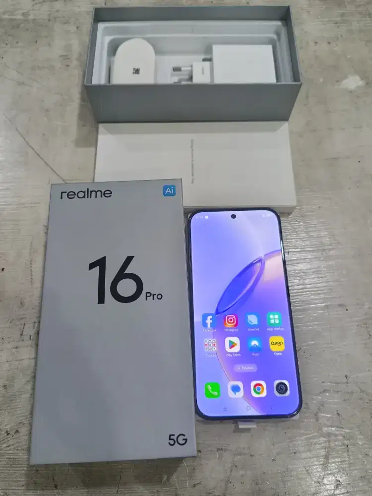 REALME 16 PRO 5G 12/256 seken