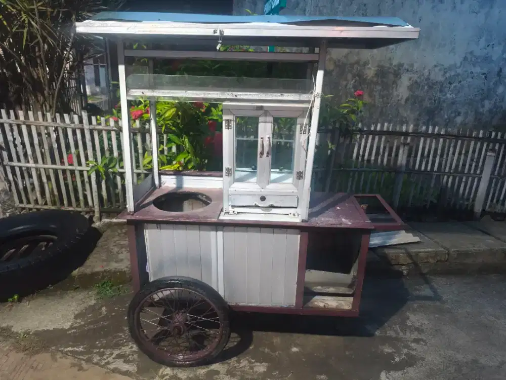 Gerobak Bekas Baso