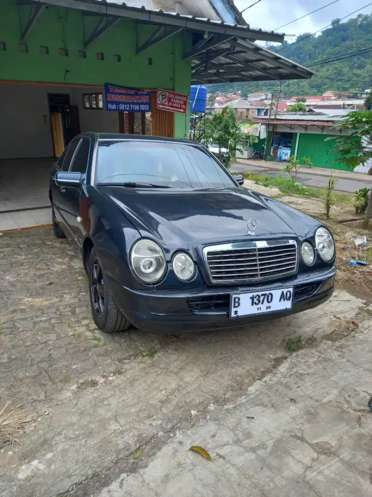 Mercedesbenz E230 Manual
