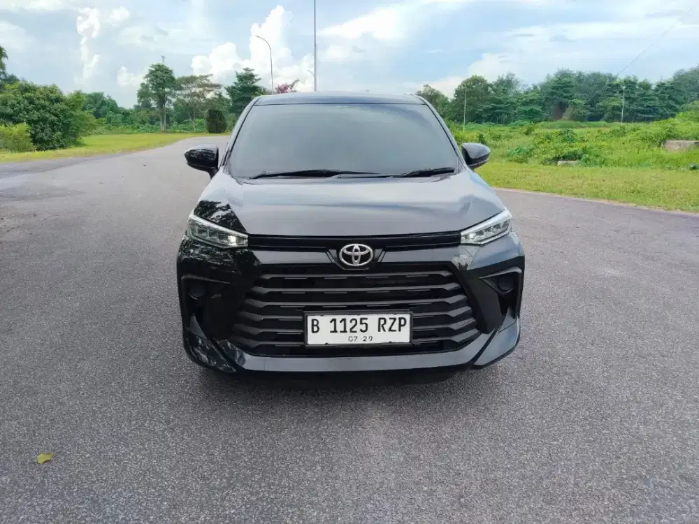 Avanza E manual 2024 hitam