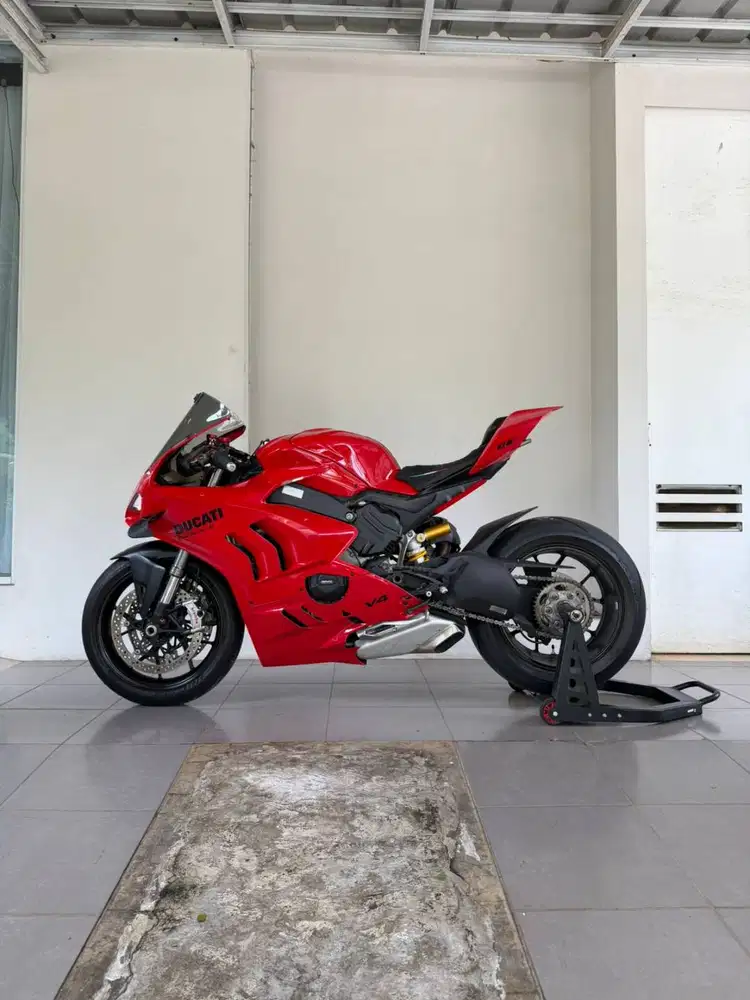 Ducati Panigale V4 tahun 2022