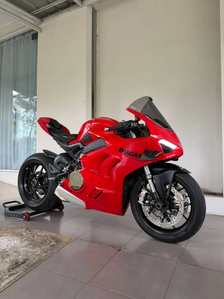 Ducati Panigale V4 tahun 2022